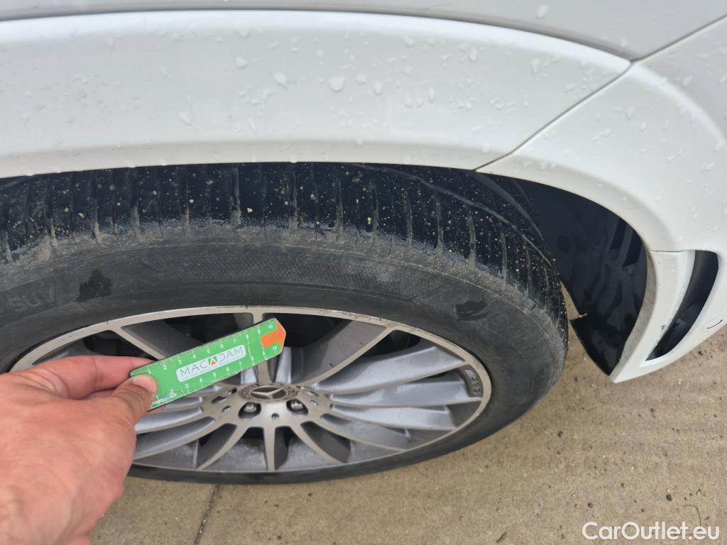  Mercedes  G-Klasee MERCEDES-BENZ GLE Coupé / 2020 / 5P / todoterreno GLE 350 de 4MATIC (Híbrido Enchufable) #4