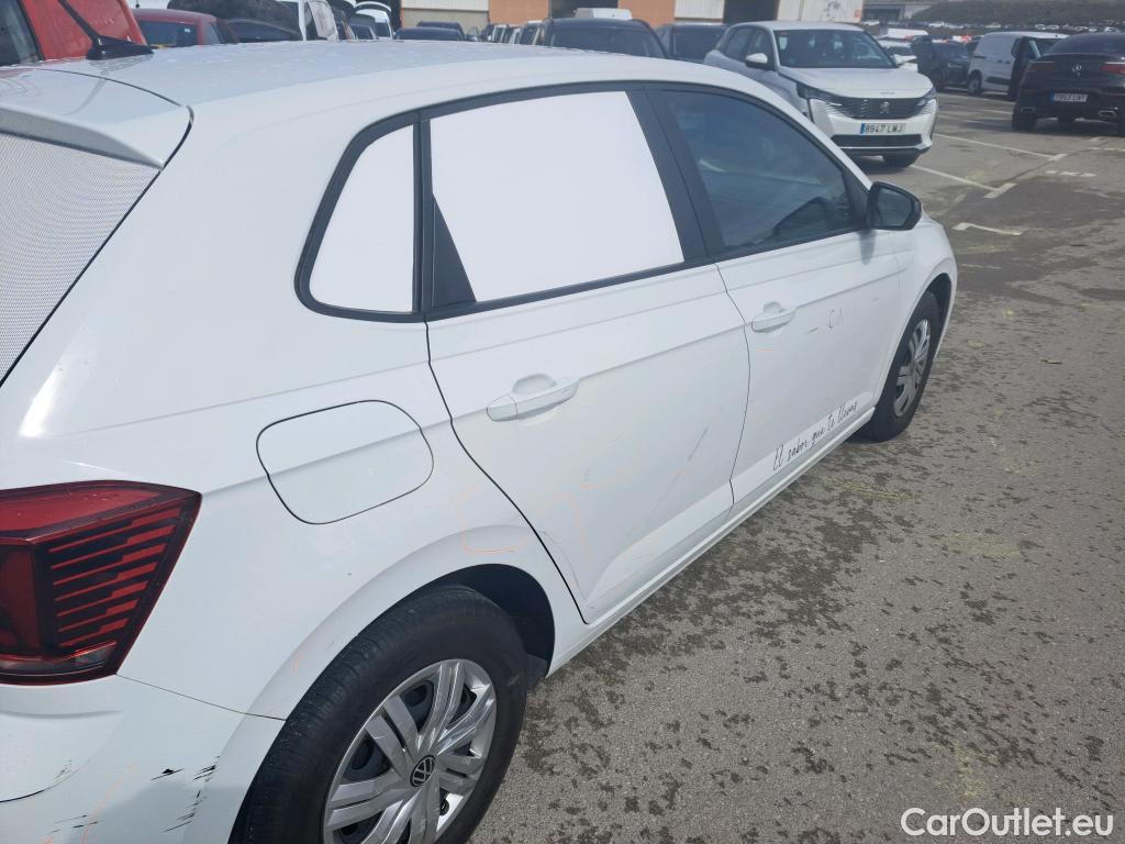  Volkswagen  Polo VOLKSWAGEN  / 2017 / 5P / berlina con portón Edition 1.0 59kW (80CV) #32