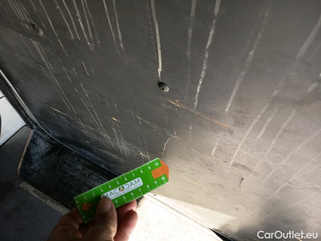  Land Rover  Discovery VOLKSWAGEN Transporter / 2020 / 4P / furgón Furgón Corto TN 2.0 TDI 110kW 4MO #17