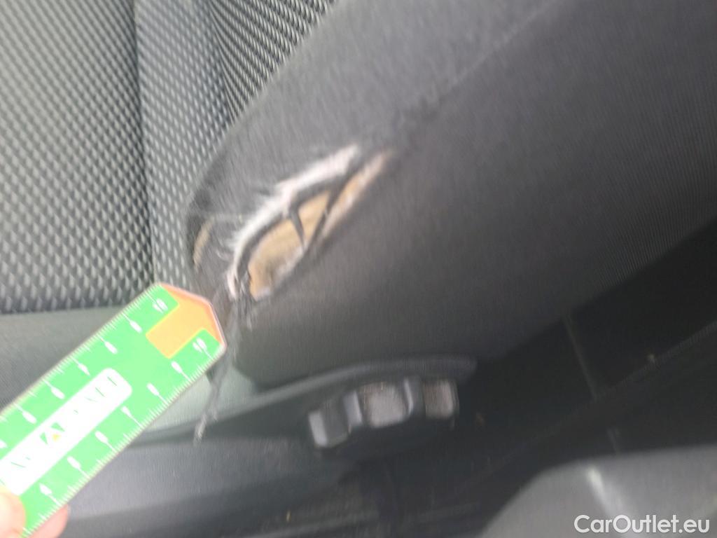  Volkswagen  Polo VOLKSWAGEN  / 2017 / 5P / berlina con portón Edition 1.0 59kW (80CV) #30