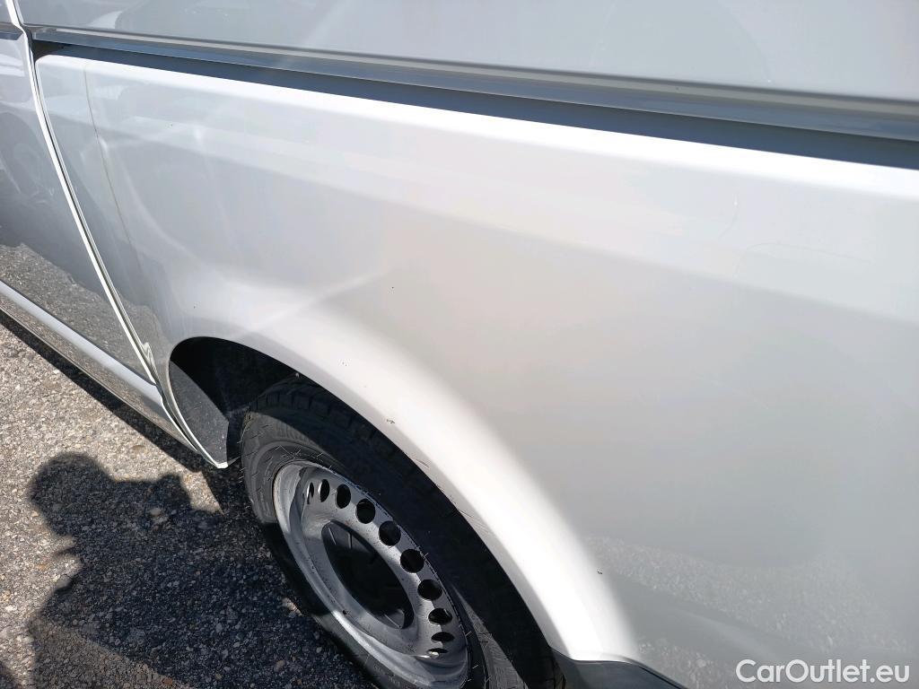  Land Rover  Discovery VOLKSWAGEN Transporter / 2020 / 4P / furgón Furgón Corto TN 2.0 TDI 110kW 4MO #1