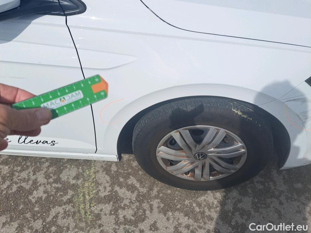  Volkswagen  Polo VOLKSWAGEN  / 2017 / 5P / berlina con portón Edition 1.0 59kW (80CV) #34