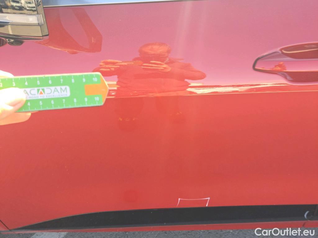  KIA  Sportage KIA  / 2022 / 5P / todoterreno 1.6 T-GDi HEV 171kW (230CV) GT-line 4X2 #34