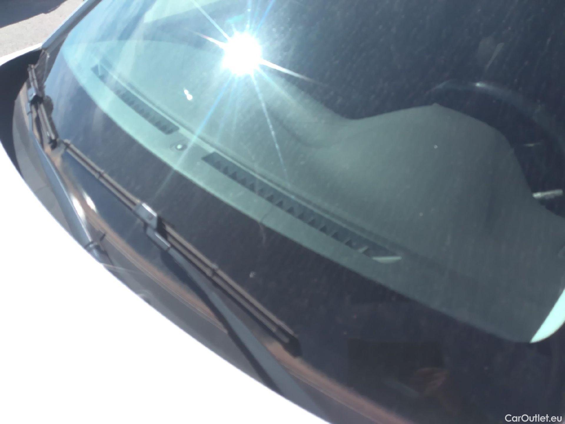  Opel  Corsa OPEL  / 2019 / 5P / berlina con portón 1.2 XEL 55kW (75CV) Edition #5