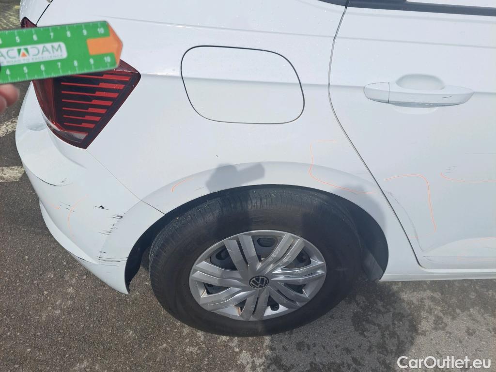  Volkswagen  Polo VOLKSWAGEN  / 2017 / 5P / berlina con portón Edition 1.0 59kW (80CV) #19