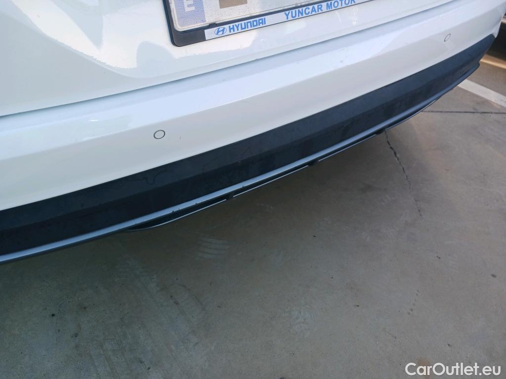  Hyundai  Tucson HYUNDAI  / 2018 / 5P / todoterreno 1.6 CRDI 100kW (136CV) 48V N-Line X 4X2 #24