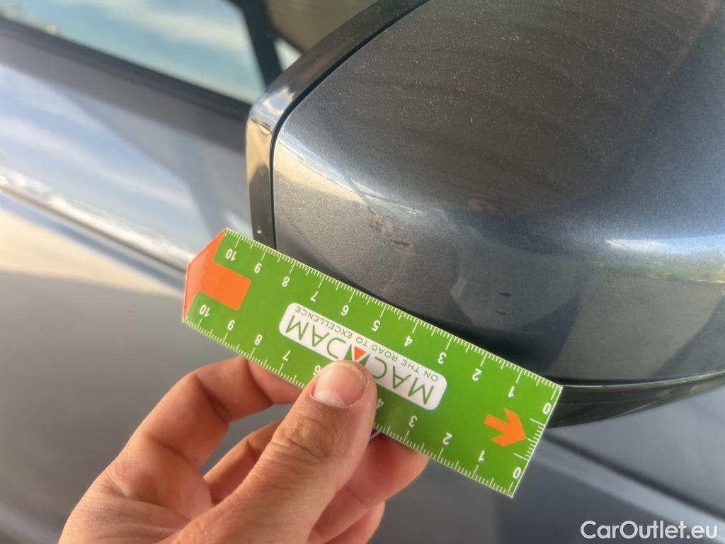  Land Rover  Discovery LAND ROVER  Sport / 2019 / 5P / todoterreno 2.0 Si4 200 PS AWD Auto MHEV S #38