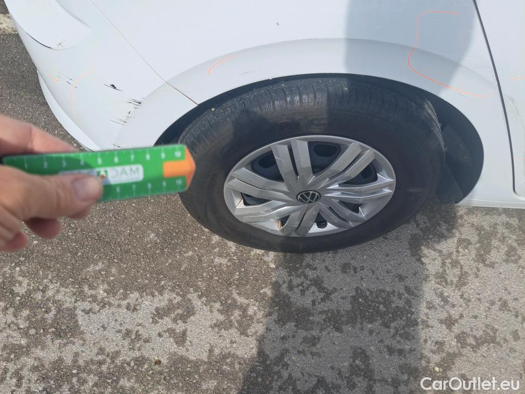  Volkswagen  Polo VOLKSWAGEN  / 2017 / 5P / berlina con portón Edition 1.0 59kW (80CV) #40