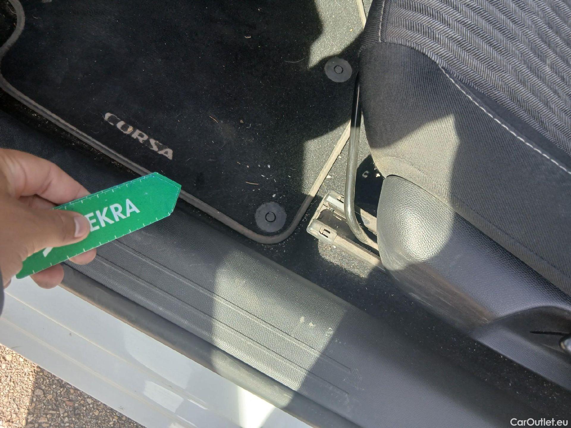  Opel  Corsa OPEL  / 2019 / 5P / berlina con portón 1.2 XEL 55kW (75CV) Edition #2