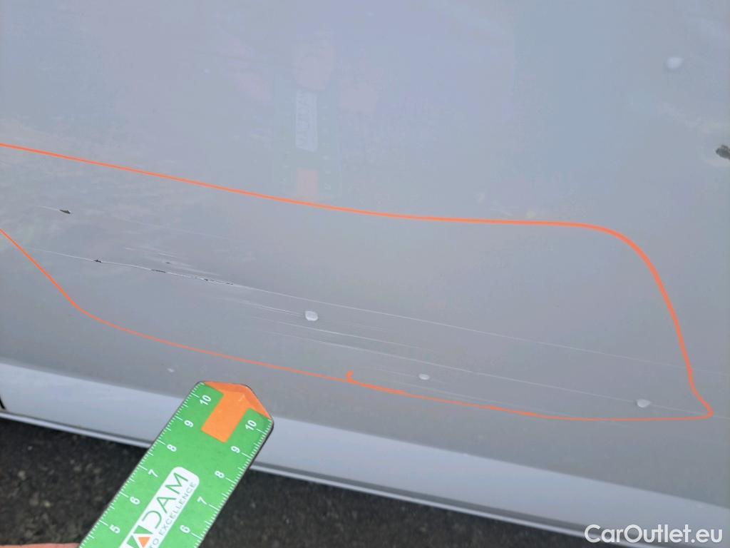  Volkswagen  Polo VOLKSWAGEN  / 2017 / 5P / berlina con portón Edition 1.0 59kW (80CV) #8