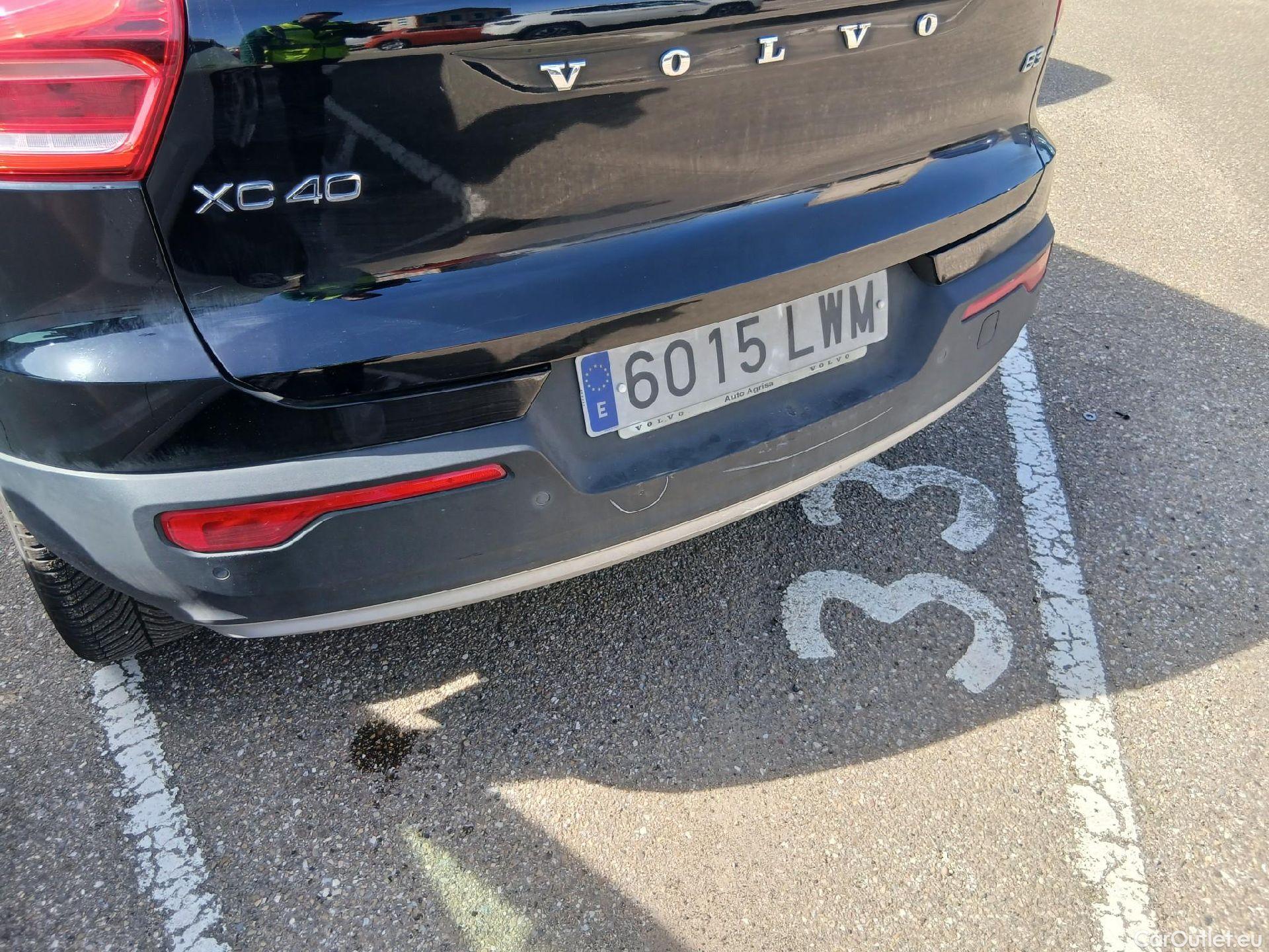  Volvo  XC 40 VOLVO XC40 / 2017 / 5P / todoterreno 2.0 B3 G Momentum Pro Auto #15