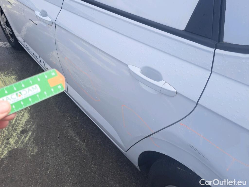  Volkswagen  Polo VOLKSWAGEN  / 2017 / 5P / berlina con portón Edition 1.0 59kW (80CV) #7