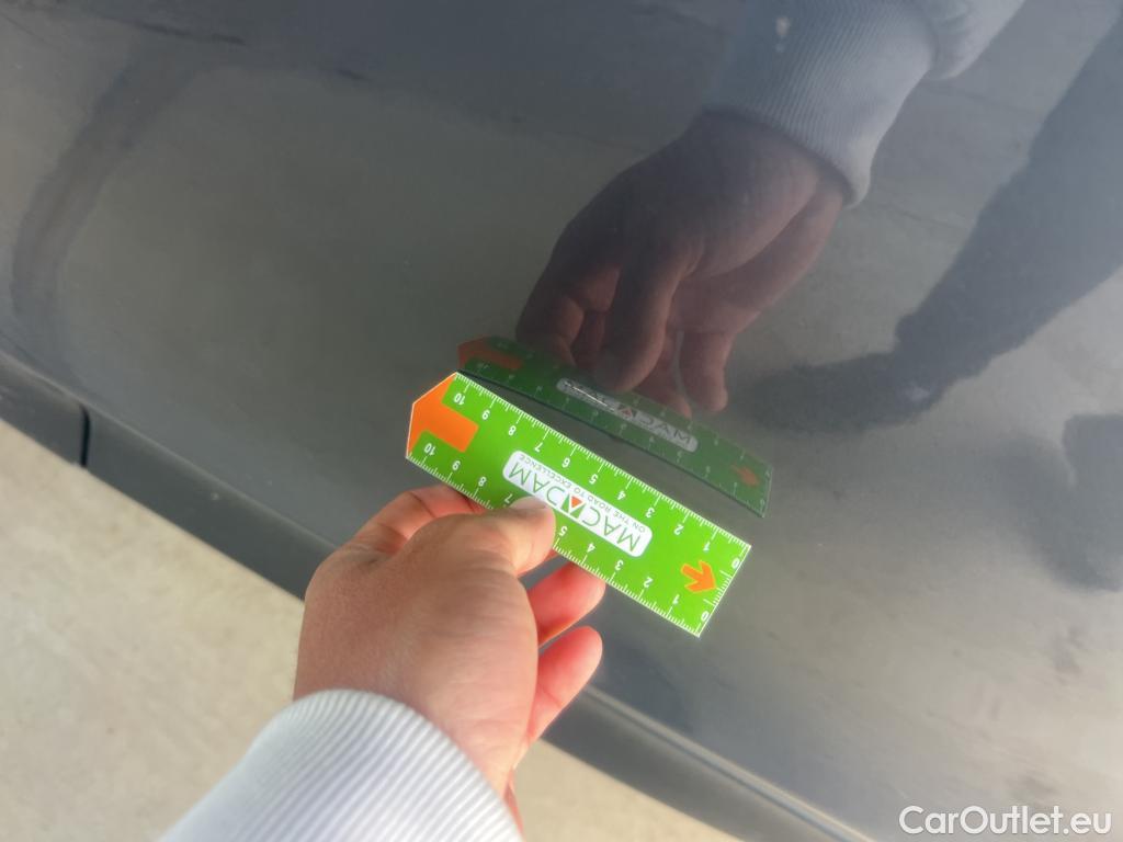  Land Rover  Discovery LAND ROVER  Sport / 2019 / 5P / todoterreno 2.0 Si4 200 PS AWD Auto MHEV S #17