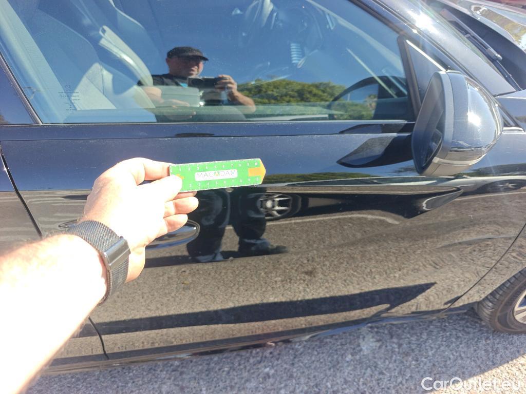  Peugeot  508 PEUGEOT  / 2018 / 5P / berlina con portón 5P Allure Pack PureTech 130 S&S EAT8 #3