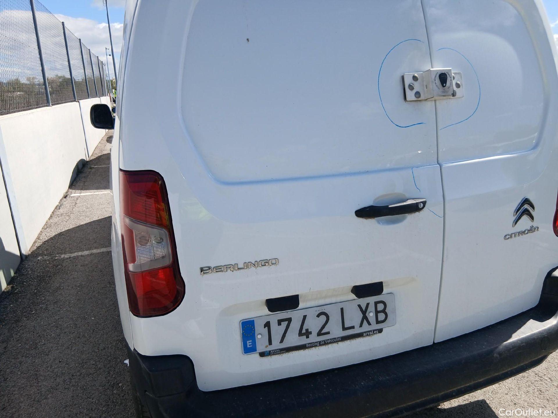  Citroen  Berlingo CITROEN  / 2018 / 3P / furgón derivado de turismo Talla M BlueHDi 100 CONTROL (AC2) #7