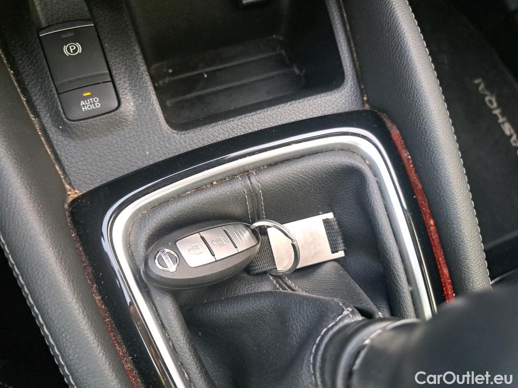  Nissan  Qashqai NISSAN  / 2017 / 5P / todoterreno DIG-T 103 kW (140 CV) E6D N-CONNECTA #2