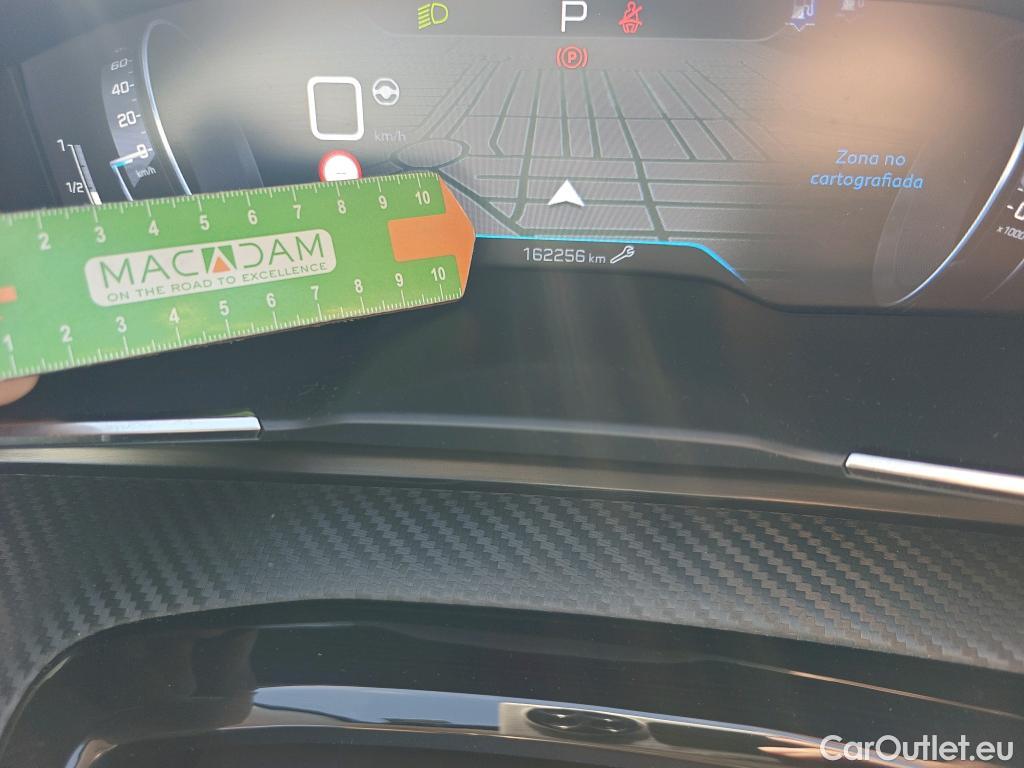  Peugeot  508 PEUGEOT  / 2018 / 5P / berlina con portón 5P Allure Pack PureTech 130 S&S EAT8 #94