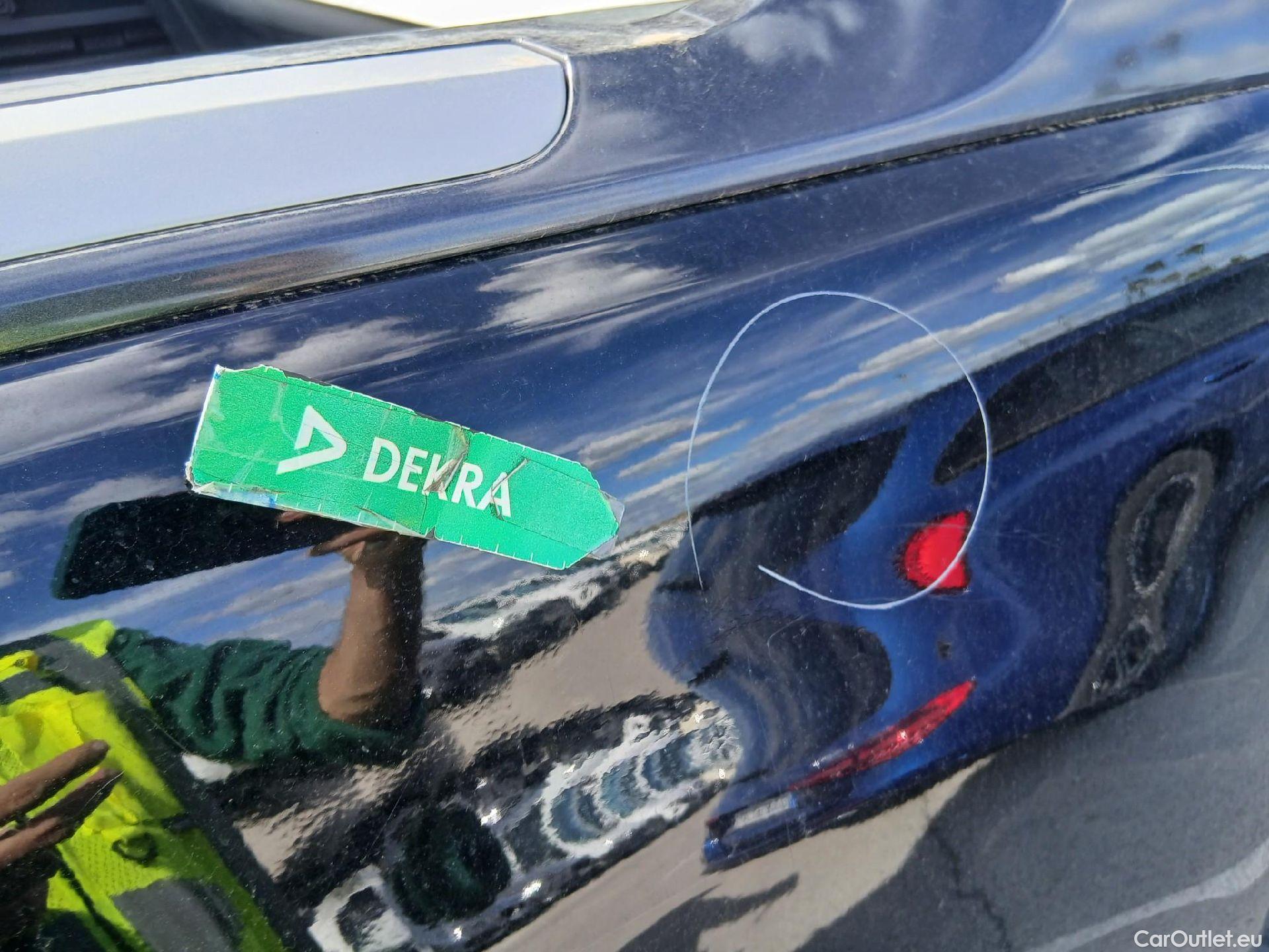  Ford  Ranger FORD  / 2019 / 4P / pickup doble cabina 2.0 Ecobl 157kW 4x4 Dob Cab Wildtrack AT #30