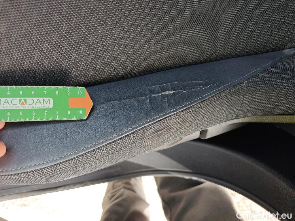  Peugeot  2008 PEUGEOT  / 2019 / 5P / todoterreno Allure BlueHDI 100 S&S BVM6 (AC) #15