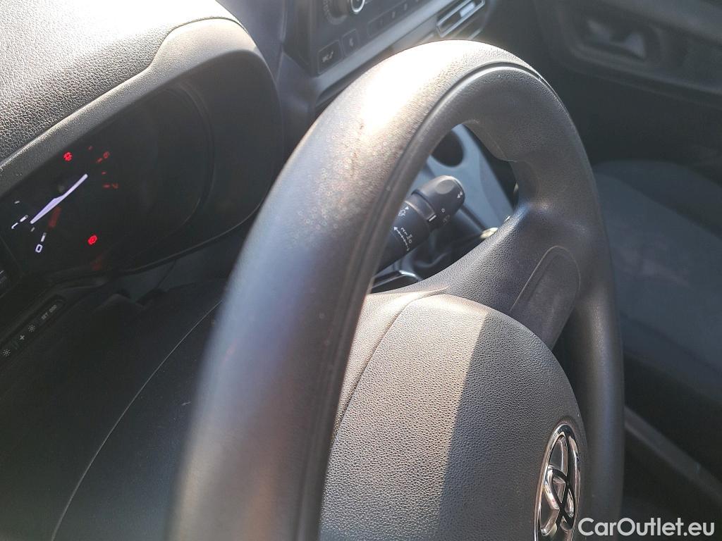  Toyota  Proace TOYOTA  COMBI CITY 1.5D 75kW (100CV) GX L1 #28