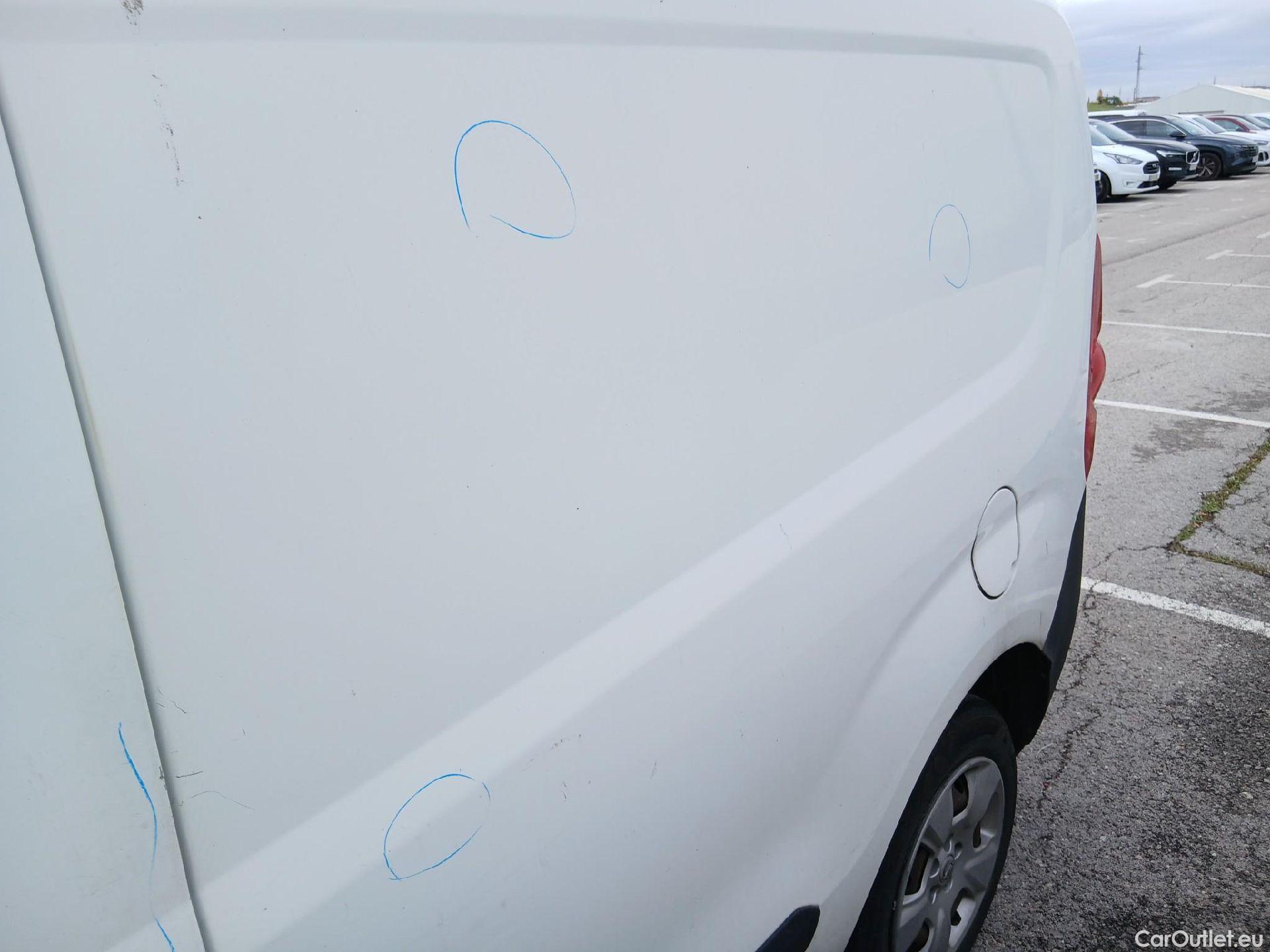  Opel  Combo OPEL  / 2012 / 3P / furgón derivado de turismo Cargo 1.3 CDTI 70kW (95CV) L1 H1 #21