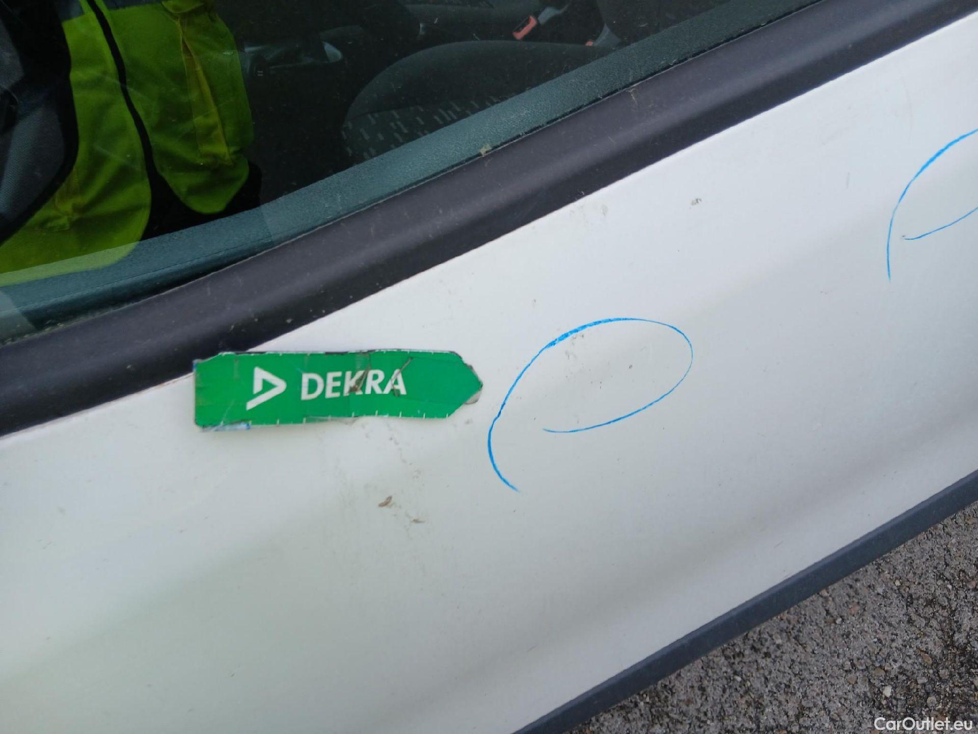  Opel  Combo OPEL  / 2012 / 3P / furgón derivado de turismo Cargo 1.3 CDTI 70kW (95CV) L1 H1 #19