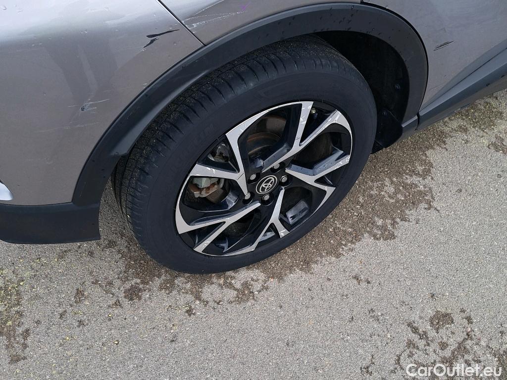 Toyota  C-HR TOYOTA  / 2019 / 5P / todoterreno 1.8 125H Advance #7