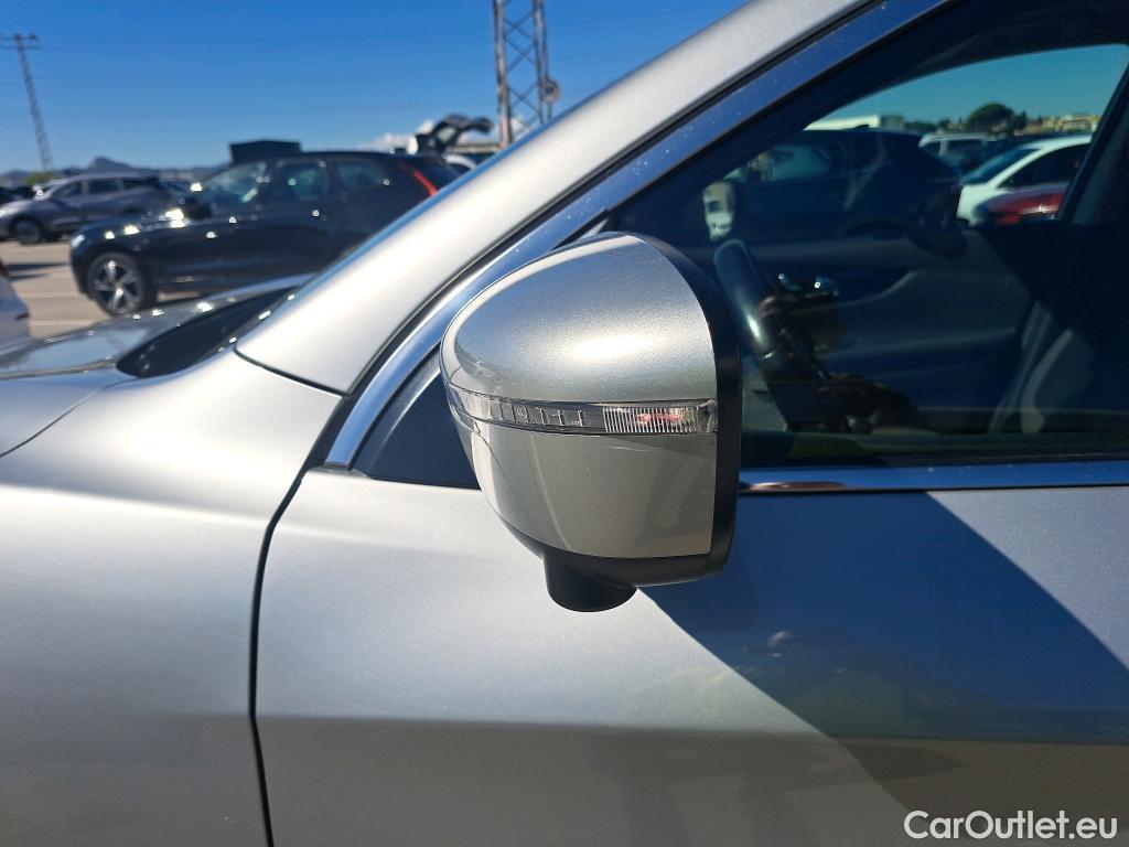  Nissan  Qashqai NISSAN  / 2017 / 5P / todoterreno DIG-T 103 kW (140 CV) E6D N-CONNECTA #20