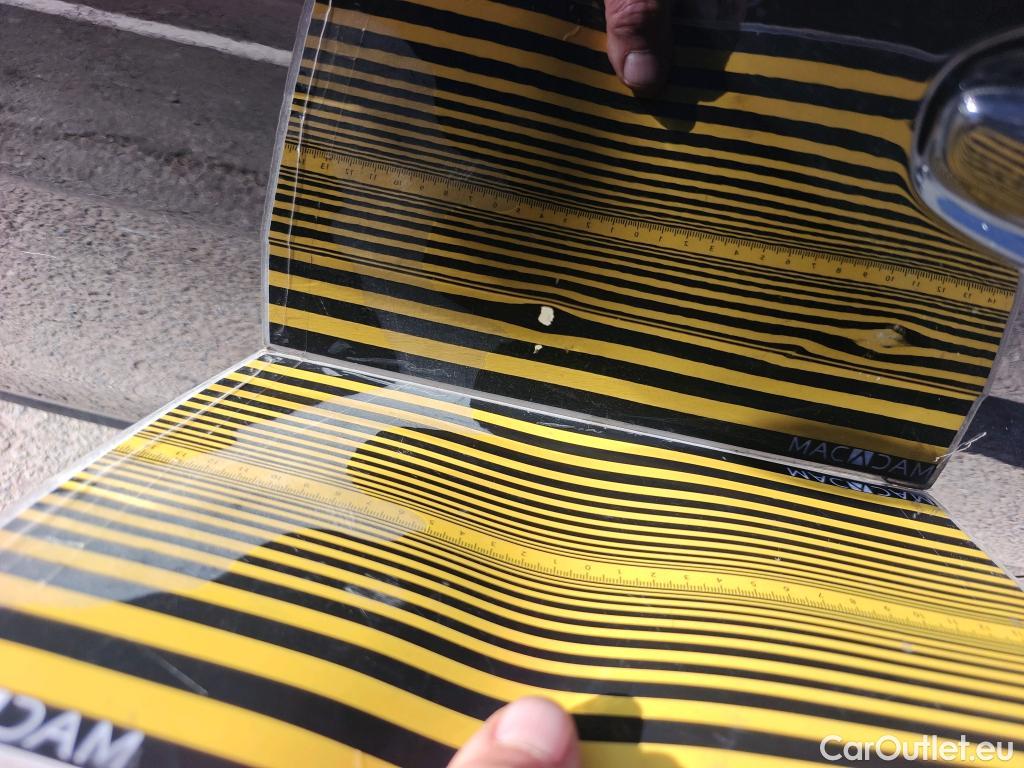  Peugeot  508 PEUGEOT  / 2018 / 5P / berlina con portón 5P Allure Pack PureTech 130 S&S EAT8 #33