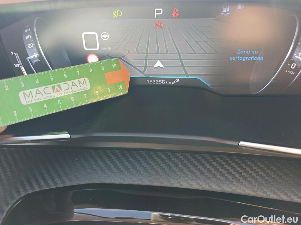  Peugeot  508 PEUGEOT  / 2018 / 5P / berlina con portón 5P Allure Pack PureTech 130 S&S EAT8 #93