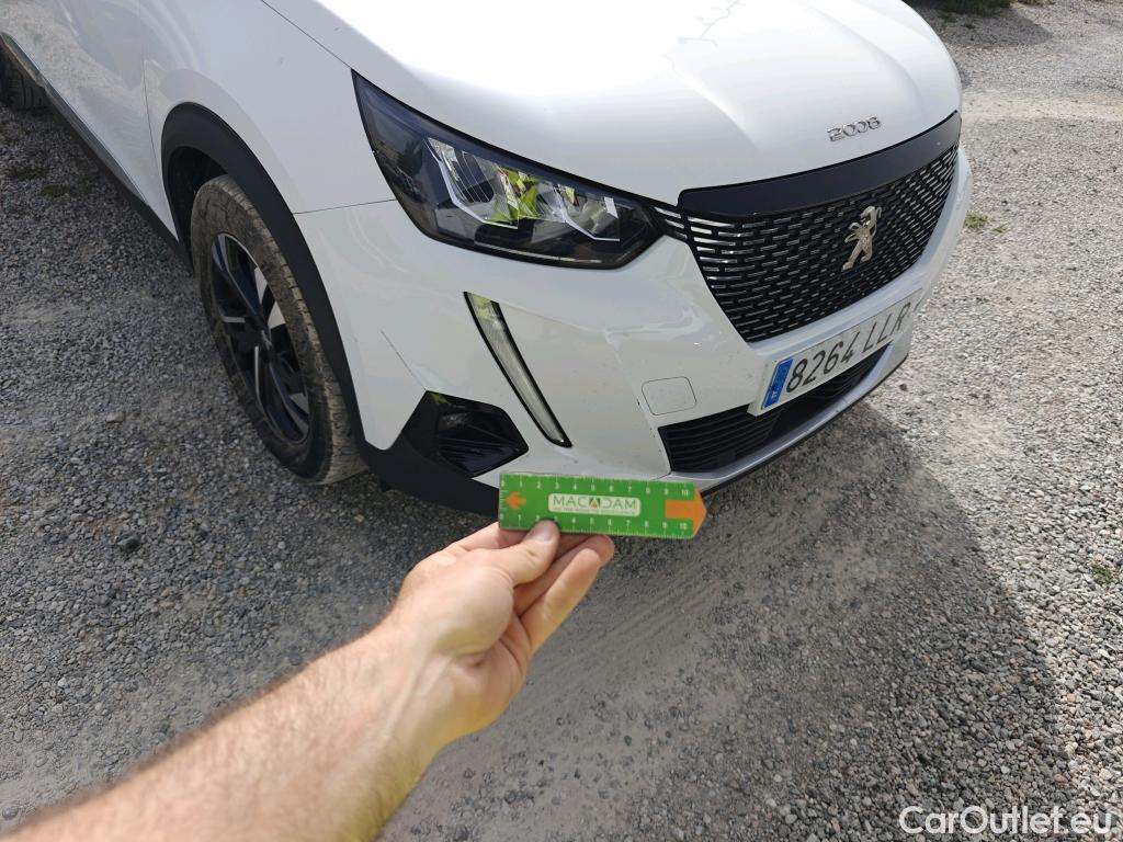  Peugeot  2008 PEUGEOT  / 2019 / 5P / todoterreno Allure BlueHDI 100 S&S BVM6 (AC) #34