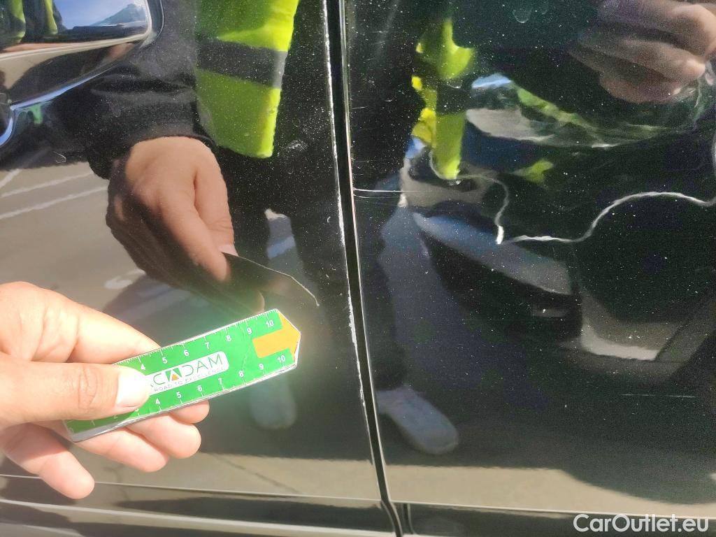  Volvo  XC 40 VOLVO XC40 / 2017 / 5P / todoterreno 1.5 T4 Twin Recharge R-Design Exp Auto #8