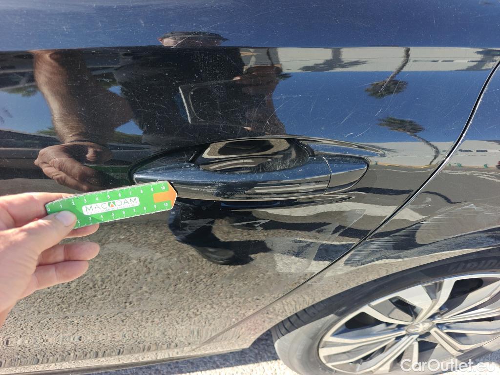  Peugeot  508 PEUGEOT  / 2018 / 5P / berlina con portón 5P Allure Pack PureTech 130 S&S EAT8 #90