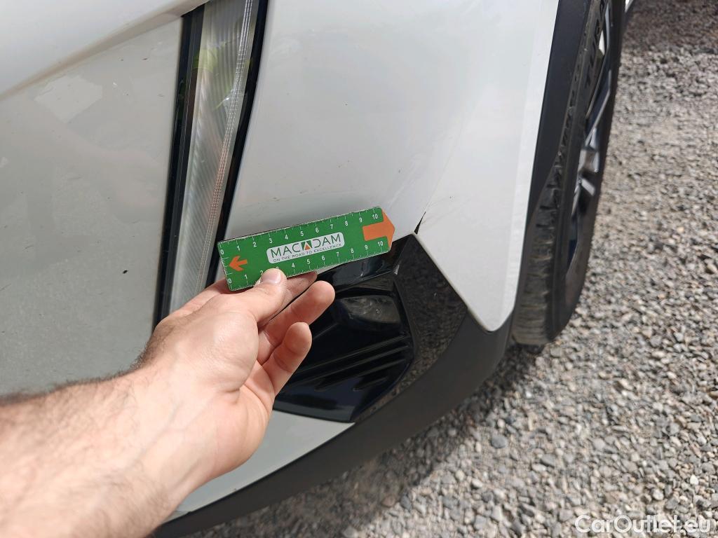  Peugeot  2008 PEUGEOT  / 2019 / 5P / todoterreno Allure BlueHDI 100 S&S BVM6 (AC) #38