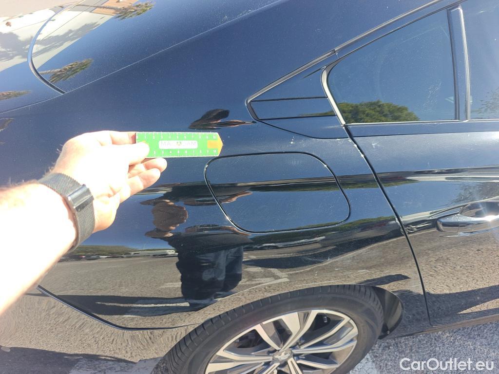  Peugeot  508 PEUGEOT  / 2018 / 5P / berlina con portón 5P Allure Pack PureTech 130 S&S EAT8 #15