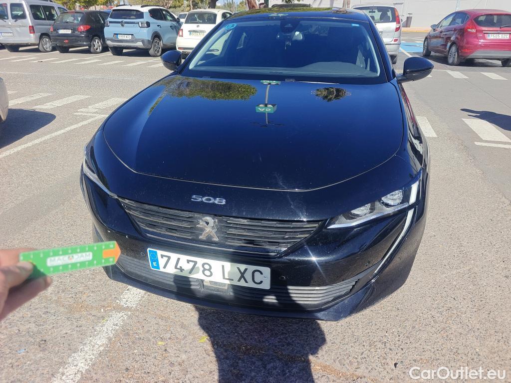  Peugeot  508 PEUGEOT  / 2018 / 5P / berlina con portón 5P Allure Pack PureTech 130 S&S EAT8 #91