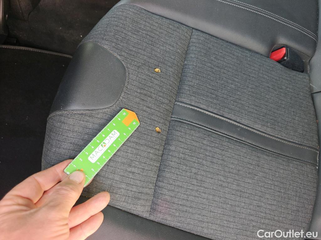  Peugeot  508 PEUGEOT  / 2018 / 5P / berlina con portón 5P Allure Pack PureTech 130 S&S EAT8 #46