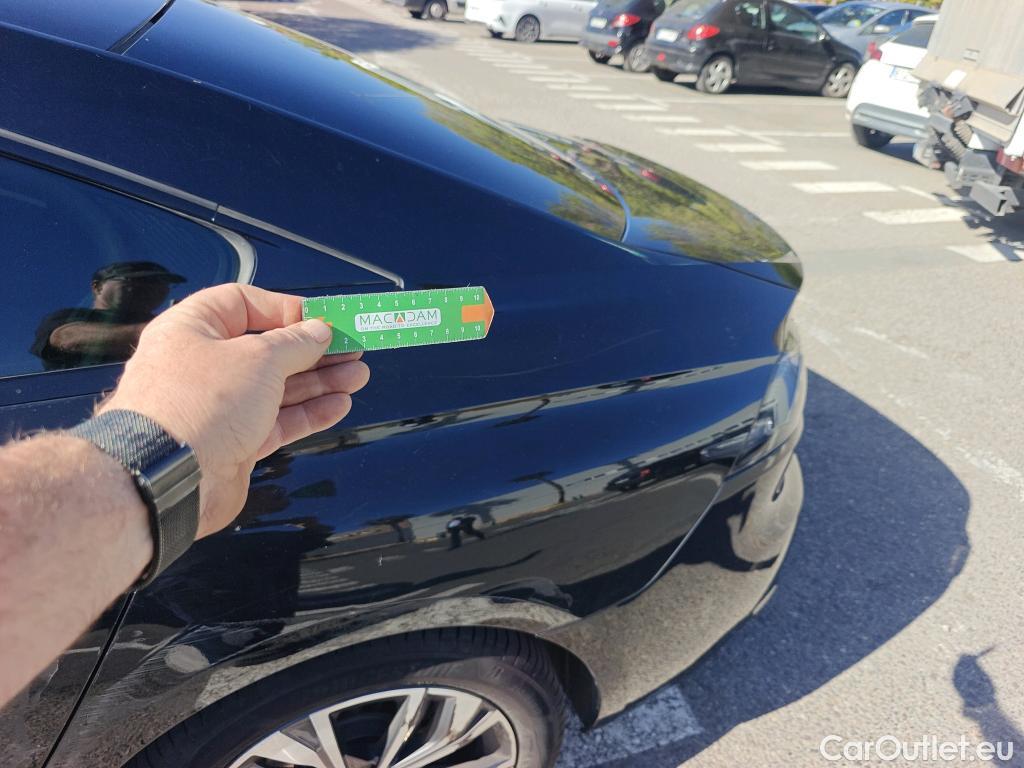  Peugeot  508 PEUGEOT  / 2018 / 5P / berlina con portón 5P Allure Pack PureTech 130 S&S EAT8 #20