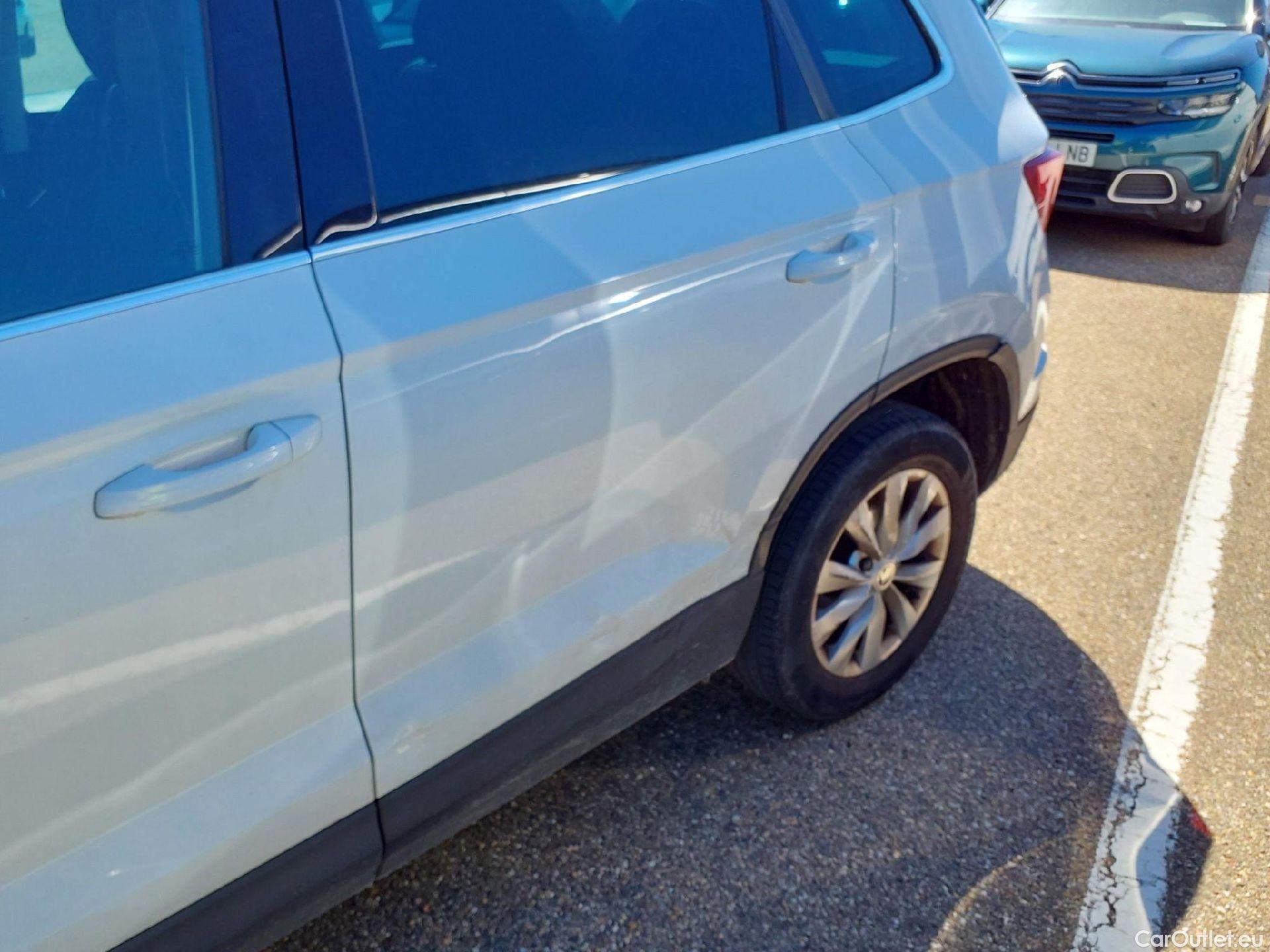  Skoda  Karoq SKODA  / 2021 / 5P / todoterreno 2.0 TDI 85kW (115CV) Ambition (AC) #6