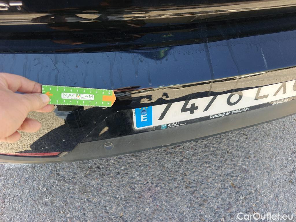  Peugeot  508 PEUGEOT  / 2018 / 5P / berlina con portón 5P Allure Pack PureTech 130 S&S EAT8 #65