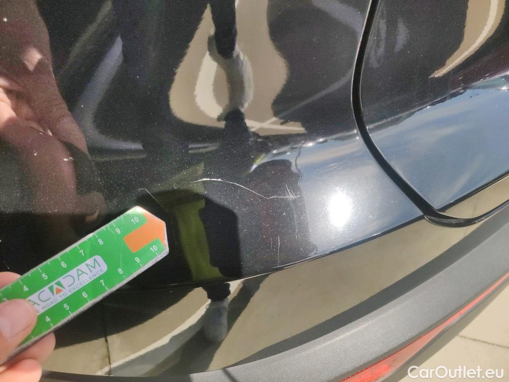  Volvo  XC 40 VOLVO XC40 / 2017 / 5P / todoterreno 1.5 T4 Twin Recharge R-Design Exp Auto #14