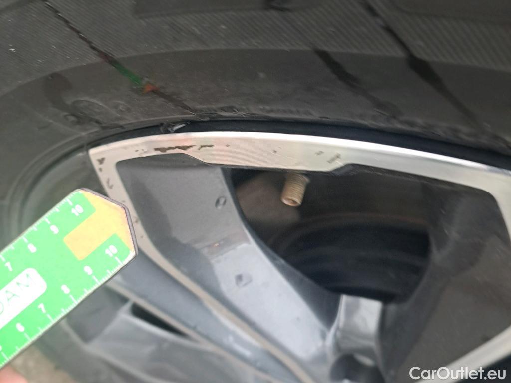  Honda  CR-V HONDA  / 2018 / 5P / todoterreno 2.0 i-MMD 4x2 ELEGANCE NAVI #4