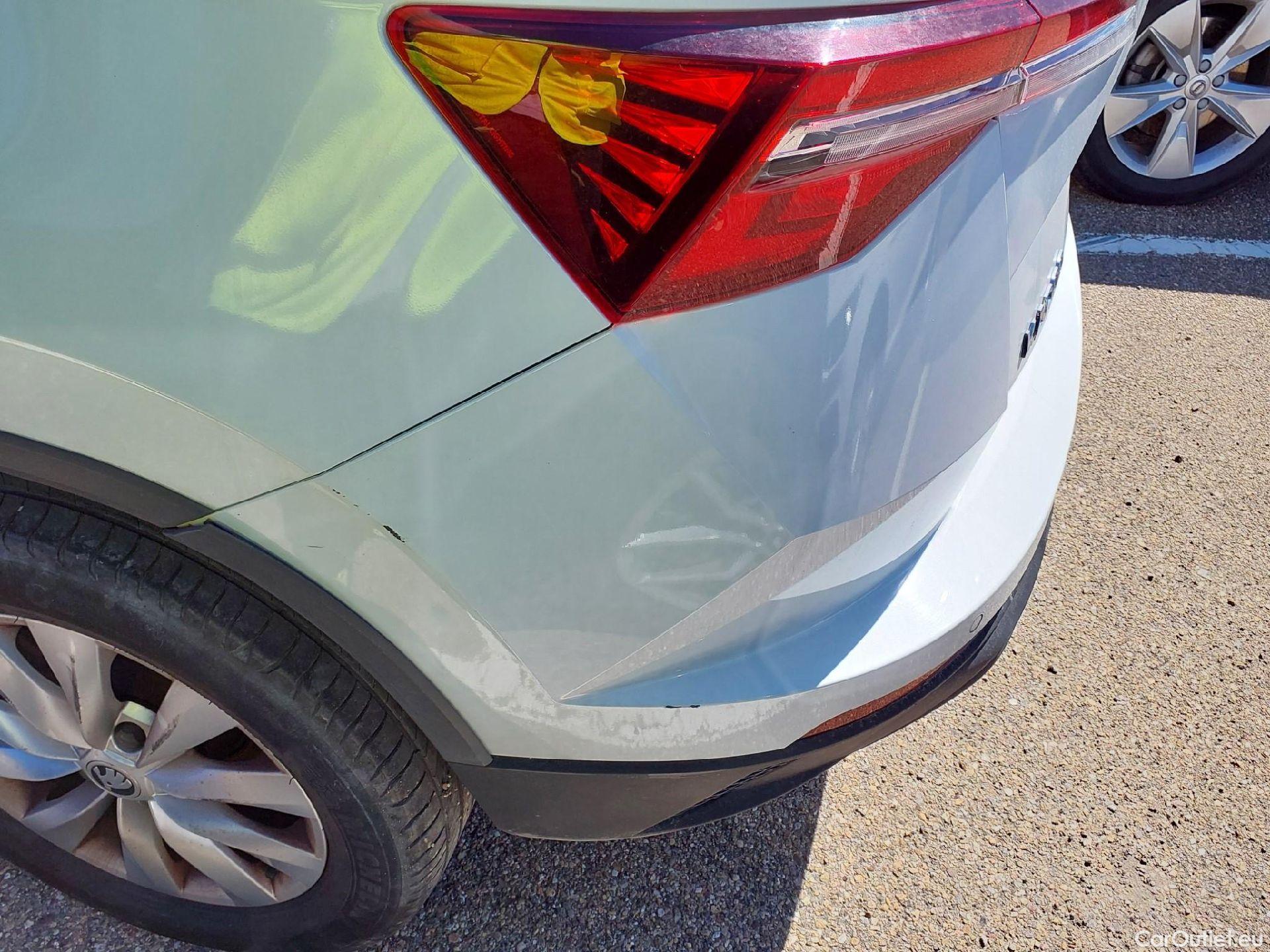  Skoda  Karoq SKODA  / 2021 / 5P / todoterreno 2.0 TDI 85kW (115CV) Ambition (AC) #17