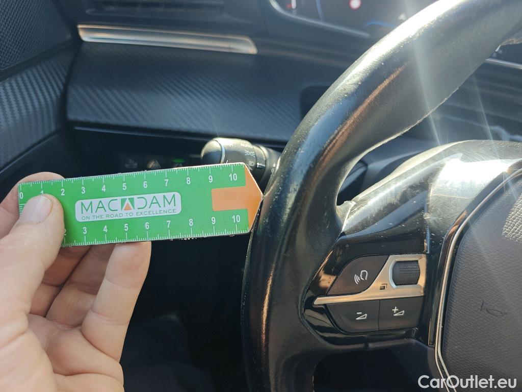  Peugeot  508 PEUGEOT  / 2018 / 5P / berlina con portón 5P Allure Pack PureTech 130 S&S EAT8 #61