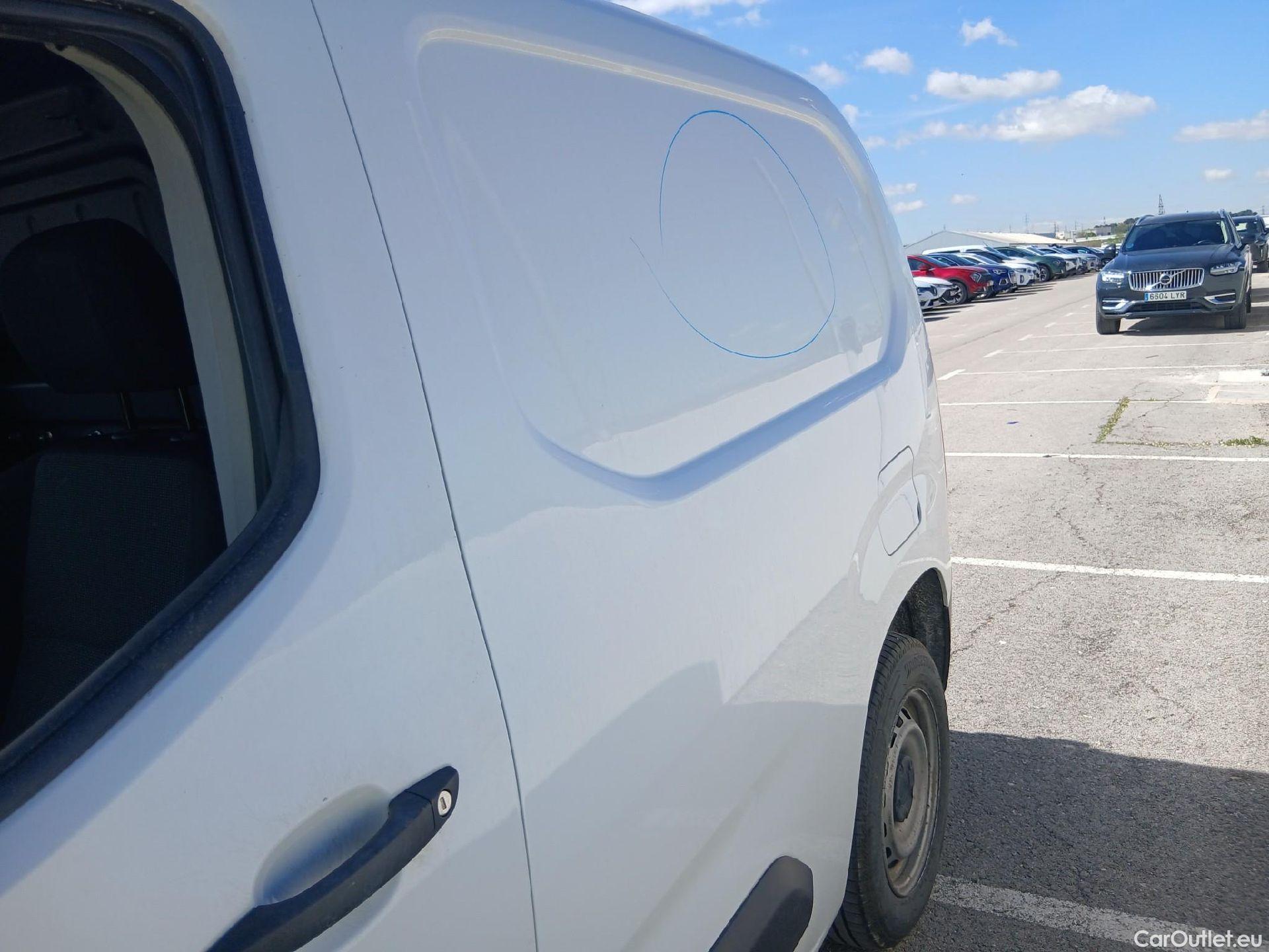  Citroen  Berlingo CITROEN  / 2018 / 3P / furgón derivado de turismo Talla M BlueHDi 100 CONTROL (AC2) #5