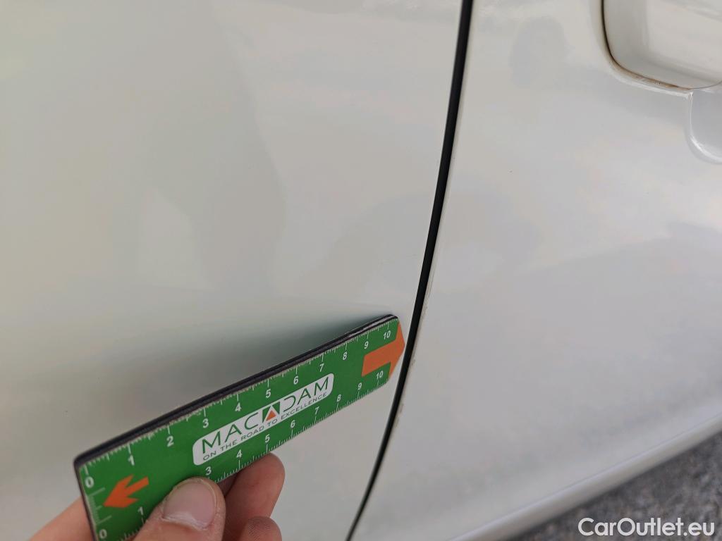  Peugeot  2008 PEUGEOT  / 2019 / 5P / todoterreno Allure BlueHDI 100 S&S BVM6 (AC) #22