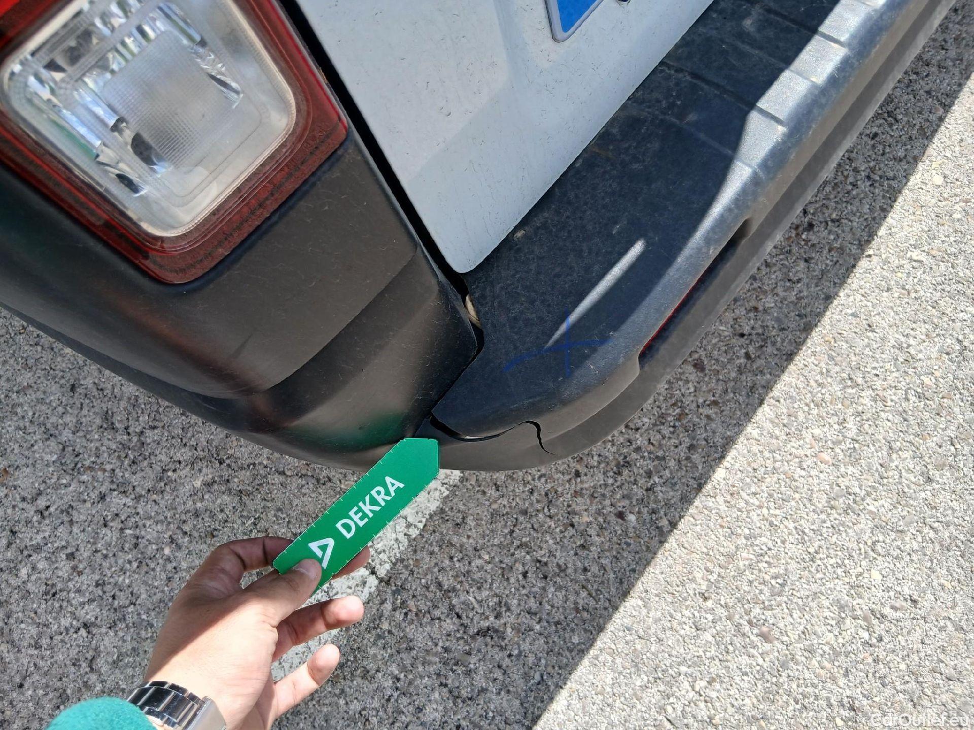  Renault  Trafic RENAULT  / 2019 / 4P / furgón Furgón 27 L1H1 Energy BluedCi 88 kW (AC) #12