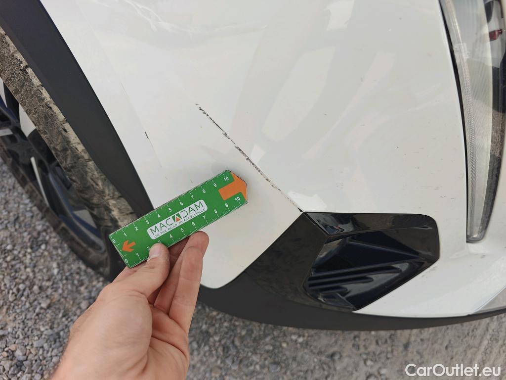  Peugeot  2008 PEUGEOT  / 2019 / 5P / todoterreno Allure BlueHDI 100 S&S BVM6 (AC) #35