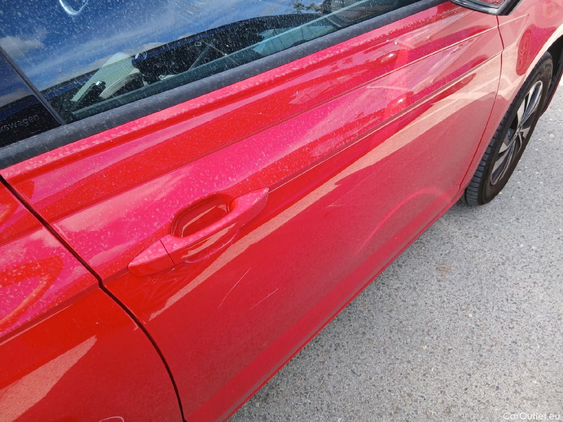  Volkswagen  Polo VOLKSWAGEN  / 2017 / 5P / berlina con portón Advance 1.0 TSI 70kW (95CV) #24