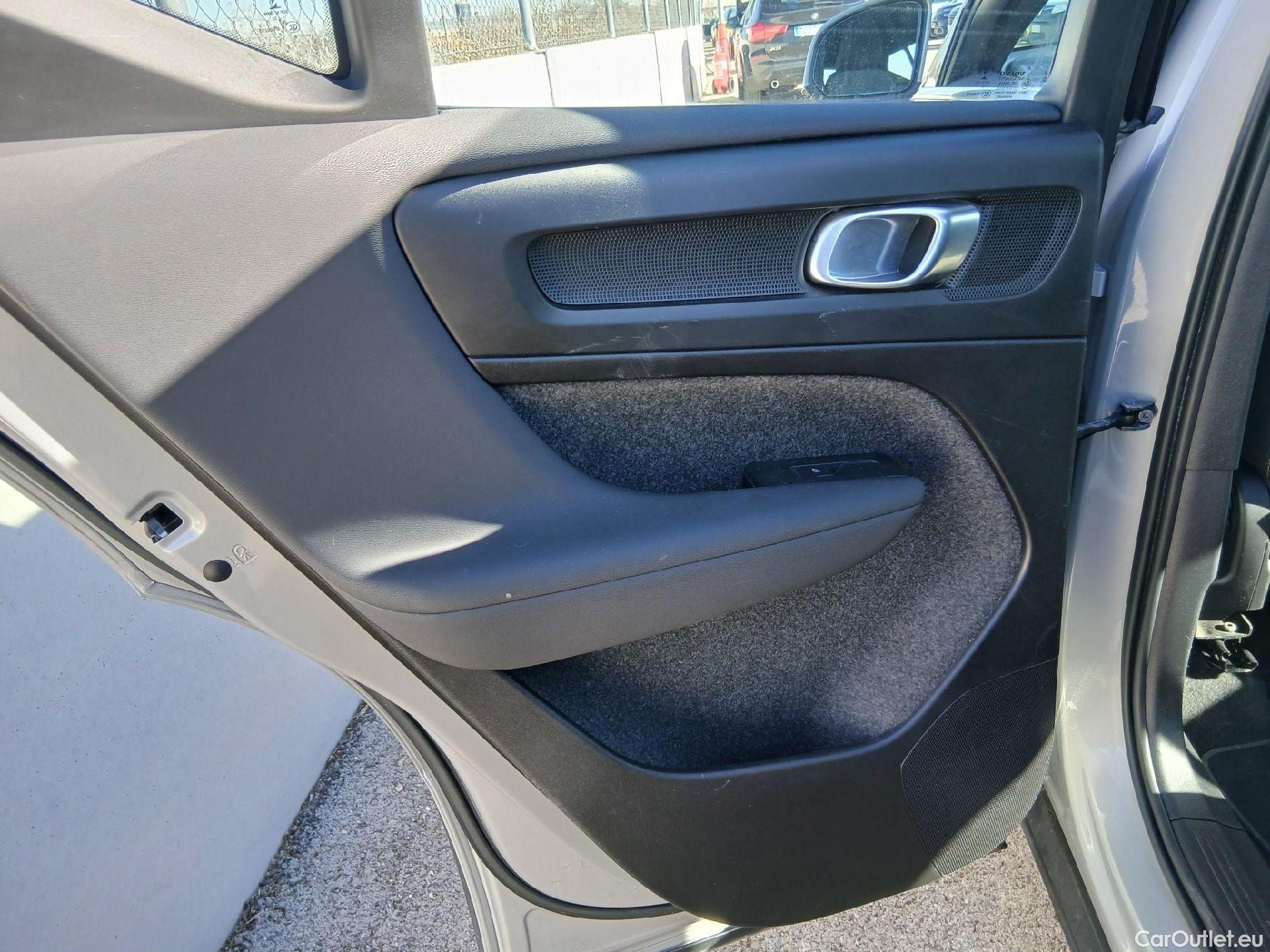  Volvo  XC 40 XC40 Core Recharge Plug-In Hybrid 2WD 1.5 T4 210CV AT7 E6d #16